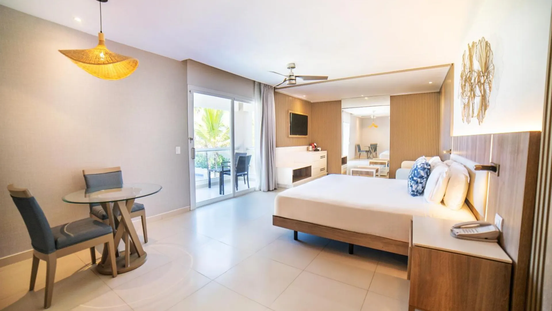 Royalton Punta Cana, An Autograph Collection All-Inclusive Resort & Casino 5*,